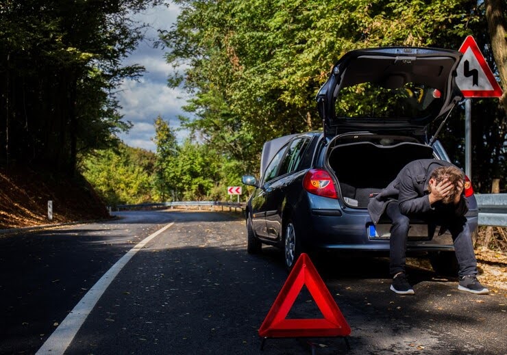 What To Do After A Traffic Accident: 7 Things A Driver Should Know
