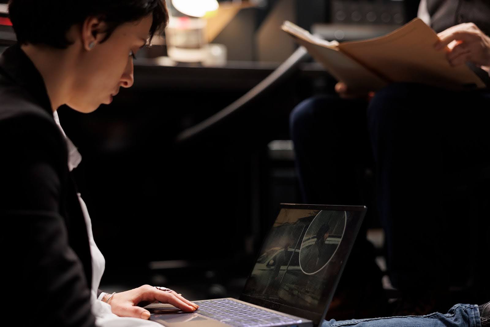 What To Do If You Are Being Investigated For A Criminal Offence In Singapore: 5 Key Steps